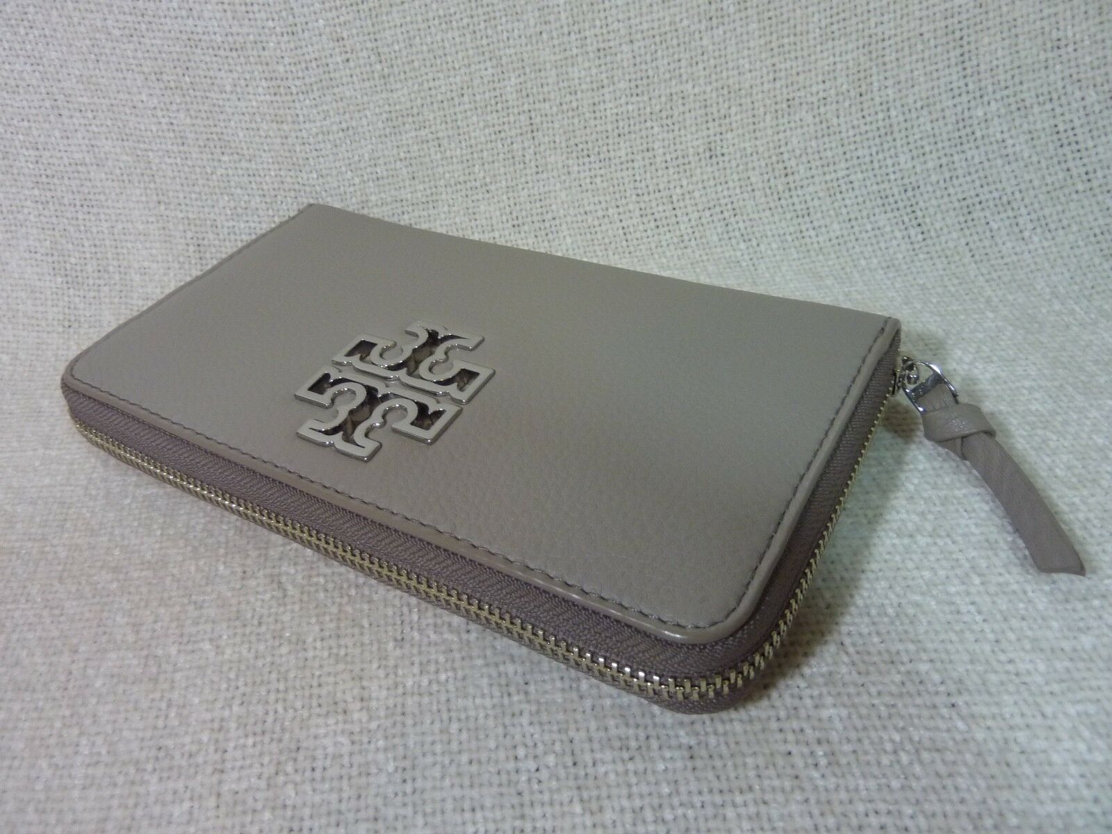 NWT Tory Burch French Gray Leather Britten Backpack + Wallet  $720 Item image 11
