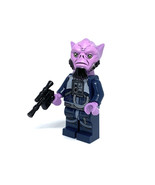 Zeb Orrelios Republic Pilot Collectible Minifigures Toys - $55.49 CAD