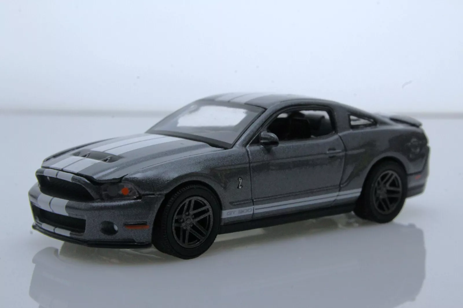 New Diecast 2010 Ford Mustang Shelby Gt500 Sports Car Red 1/64 Scale Diecast Mod - £23.97 GBP