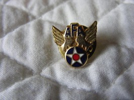Air Force Association Pin - $275.49 MXN