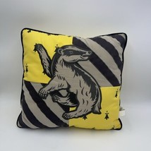 Universal Studios Wizarding World of Harry Potter Hufflepuff House Pillow - £35.57 GBP