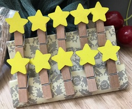 30pcs yellow star Wooden Clips,Message Folder Clips,Special Gifts,Birthday Party - £5.78 GBP+
