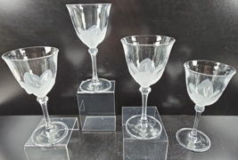 (4) Cristal D&#39;Arques Durand Florence Wine Glasses Set Floral Frosted France Lot - £45.00 GBP
