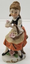 VC) Vintage Country Girl with Flower Basket on Stump Ceramic Figurine 6&quot;... - $109.98 MXN