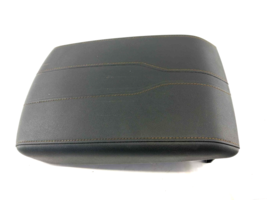 2018-2024 Chevy Traverse Lt Center Console Arm Rest Lid Complete With Ha... - €101,27 EUR