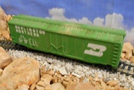 Tyco Burlington Northern Box Car, Vintage Model Railroad Train - We have 4 - £10.14 GBP