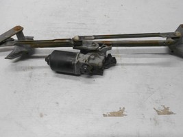 2006 Ford Fusion windshield wiper motor with linkage oem - $37.98