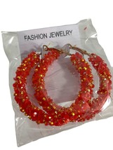 Fashion Jewelry Earrings Hoops Orange Gold Tone Chip Confetti Beads 2&quot; Across - £9.49 GBP
