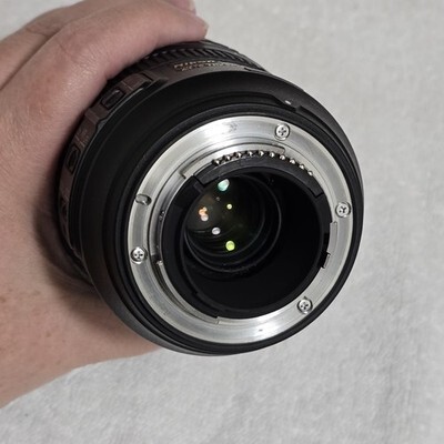 Nikon AF-S VR Zoom-Nikkor 70-300mm F/4.5-5.6G IF-ED Lens w/ Caps Item image 9