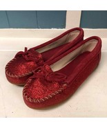 Minnetonka Girls Size 4 Red Sparkly Sparkle Glitter Moccasin Shoes wizar... - $576.70 MXN