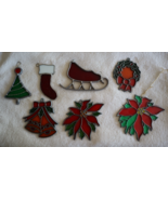 Lot 7 Sun Catcher Stained Glass Christmas Tree Wreath Sleigh Poinsettia ... - $368.21 MXN