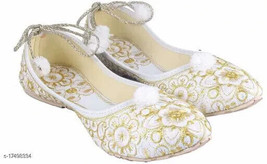 Punjabi women jutis mojaris Indian Free shipping Chappal Sandal Ethnic S... - $406.17 MXN