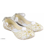 Punjabi women jutis mojaris Indian Free shipping Chappal Sandal Ethnic S... - $406.17 MXN