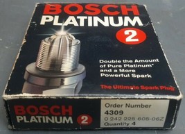 Vintage 2001 Box of 4 Bosch Platinum 2 Double Platinum Spark Plugs No. 4309 Rare - £31.41 GBP
