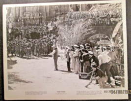 WILLIS  OBRIEN: ANIMATOR :(KING KONG) ORIG,VINTAGE 1952 RE-RELEASE PHOTO) - $2,261.92 MXN