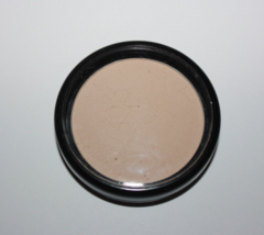 Stila Illuminating Powder Foundation SPF12 10 Watts Sealed - $14.25