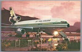 Air New Zealand Postcard DC-10 Jet Airplane Vintage Chrome Unposted PC - £3.71 GBP
