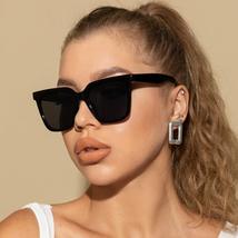 Retro Rectangle Sunglasses for Women - £11.67 GBP