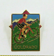 Colorado Mountain Bike Riding Cycling Collectible Pin Pinback Souvenir Vintage - £9.72 GBP