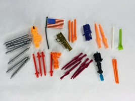 Lot of 31 Vintage GI Joe Replacement Accessories Weapons Flag - £31.89 GBP