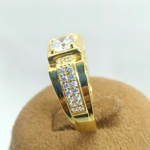 2Ct Künstlicher Diamant 14K Gelbgold Vergoldet Hochzeit Verlobungsring - £197.01 GBP