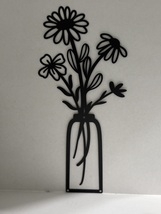 Metal Flower Wall Art - $114.21 MXN