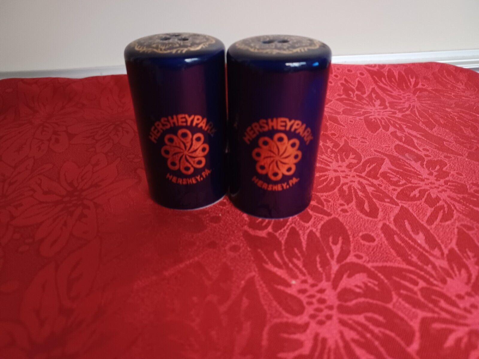 Vintage Hershey Park Ceramic Salt &amp; Pepper Shaker Set Retired Japan - $22.76