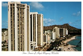 Twin Towers of Hyatt Regency Waikiki Hawaii Postcard - £6.57 GBP