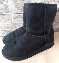 Women&#39;s Black Classic UGG Size 4 Boots Suede Sheepskin S/N 5251 XX - $25.01