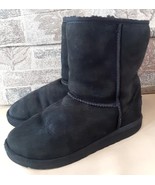 Women&#39;s Black Classic UGG Size 4 Boots Suede Sheepskin S/N 5251 XX - $458.64 MXN