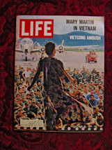 LIFE Magazine October 22 1965 Vietnam Mary Martin Patricia Neal Roald Dahl - £10.35 GBP