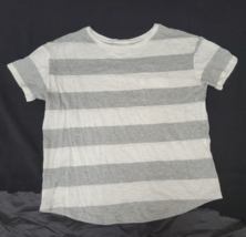 Old Navy Women&#39;s Striped Pocket Tee size XS - £3.10 GBP