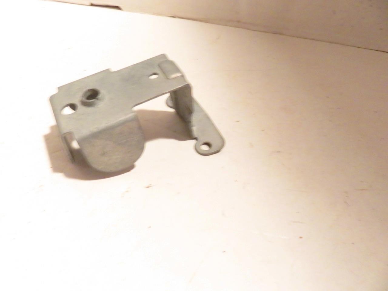LIONEL PART- POST-WAR ORIGINAL F-3 DIESEL BATTERY BRACKET- EXC. M57A Item image 2