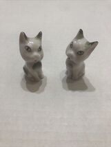 Occupied Japan Porcelain Sitting Cat Figurine Kitten Set Of2 Miniature - $39.10 CAD
