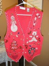 WOMENS CAROLYN TAYLOR RED KNIT VEST WITH BEADED FRONT SIZE LARGE  - $26.99