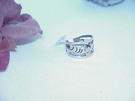 Sterling Doves &amp; Heart Band Ring Sz 7 Grams 1.9 Antique Vintage Wedding Cutouts - £31.28 GBP