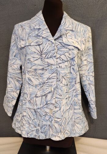 TanJay Jacket Women&#39;s Sz 10 Blue Floral Button Up Textured  Style Cotton... - $15.95
