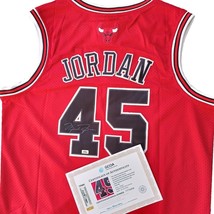Michael Jordan Signed Autogtaphed #45 Chicago Bulls Jersey Red - COA - £566.37 GBP