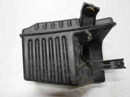 2005 Chevrolet Aveo Air Intake Resonator Assembly - $559.32 MXN