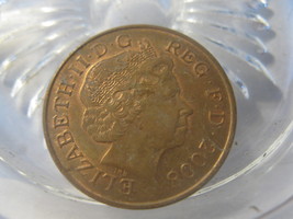 (FC-827) 2008 United Kingdom: 2 Pence { Royal Shield } - $1.00