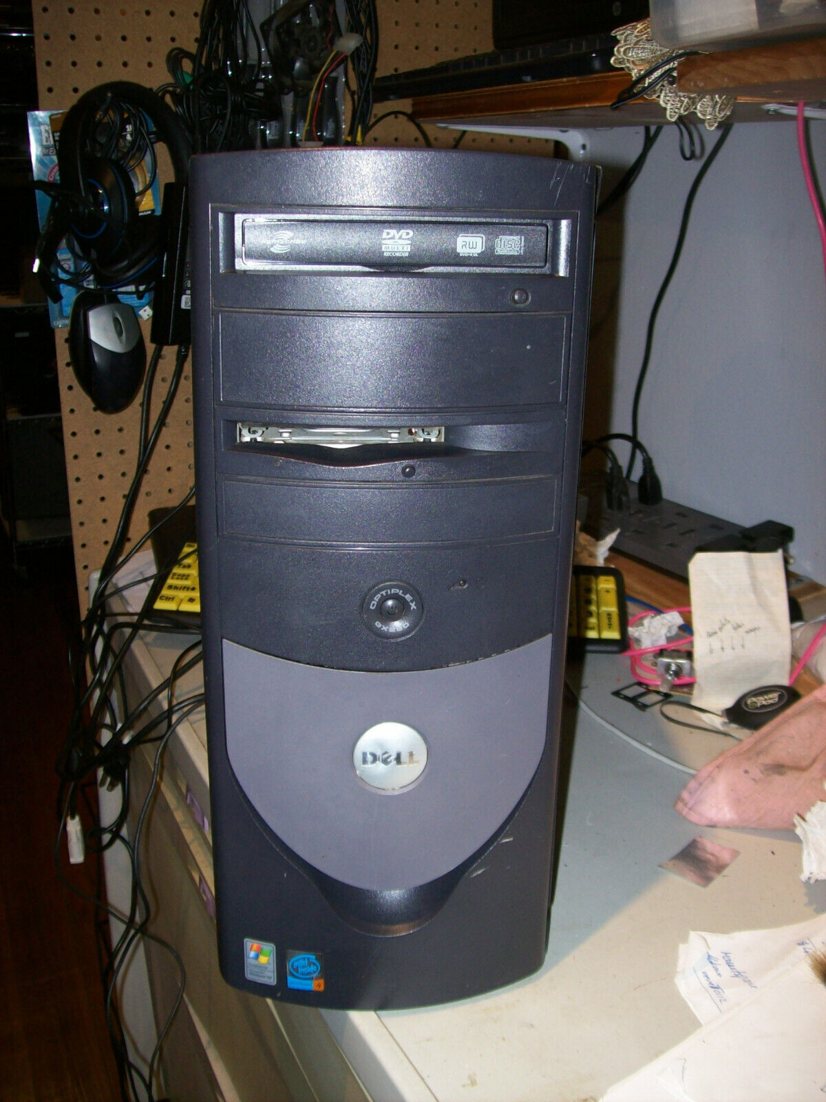 Primary image for Dell Optiplex GX280 Intel Pentium 4 3.00Gh 512MB RAM 40GB HDD WinXP - SERVICED