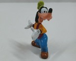 Disney Goofy Hands Out Looking Sideways 2.75&quot; Collectible Figure - $5.81