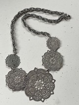 Estate NRT Marked Thick Twist SIlvertone Chain w Large Lacey Flower Medallions - £10.29 GBP