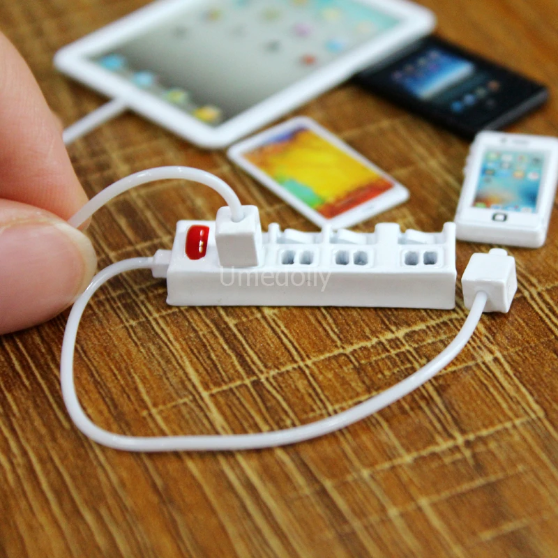 1PCS 1:12 Scale Miniature Dollhouse Socket Charging Cable for Mini Mobile Phone - £7.40 GBP+