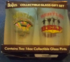 Set Of 2 The Beatles Collectible 16oz. Glasses Magical Mystery Tour &amp; Help - £23.20 GBP