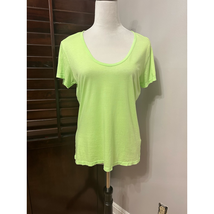 Sundry Womens T-Shirt Green Short Sleeve Scoop Neck USA Casual Knit Top ... - £15.49 GBP