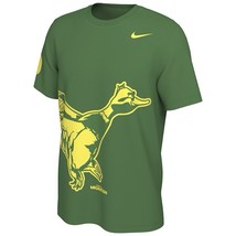 NWT men&#39;s medium Oregon Ducks migration movie SS tee shirt mascot/puddle... - $425.58 MXN