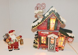 Kurt Adler Snowtown Village Claus &amp; Co Workshop Lighted House With Santa Claus - £42.35 GBP