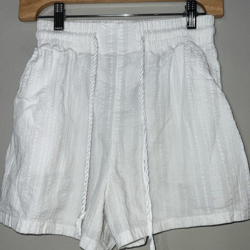 Time &amp; Tru women’s pull on style lightweight shorts - $7.84