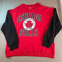 Chicago Bulls NBA Sweatshirt 2X Red Black Crewneck Pullover 2022 - $28.99